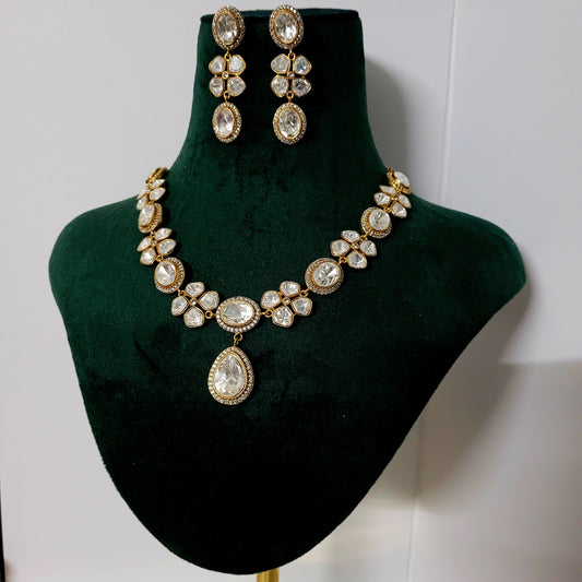 Roshni Necklace Set