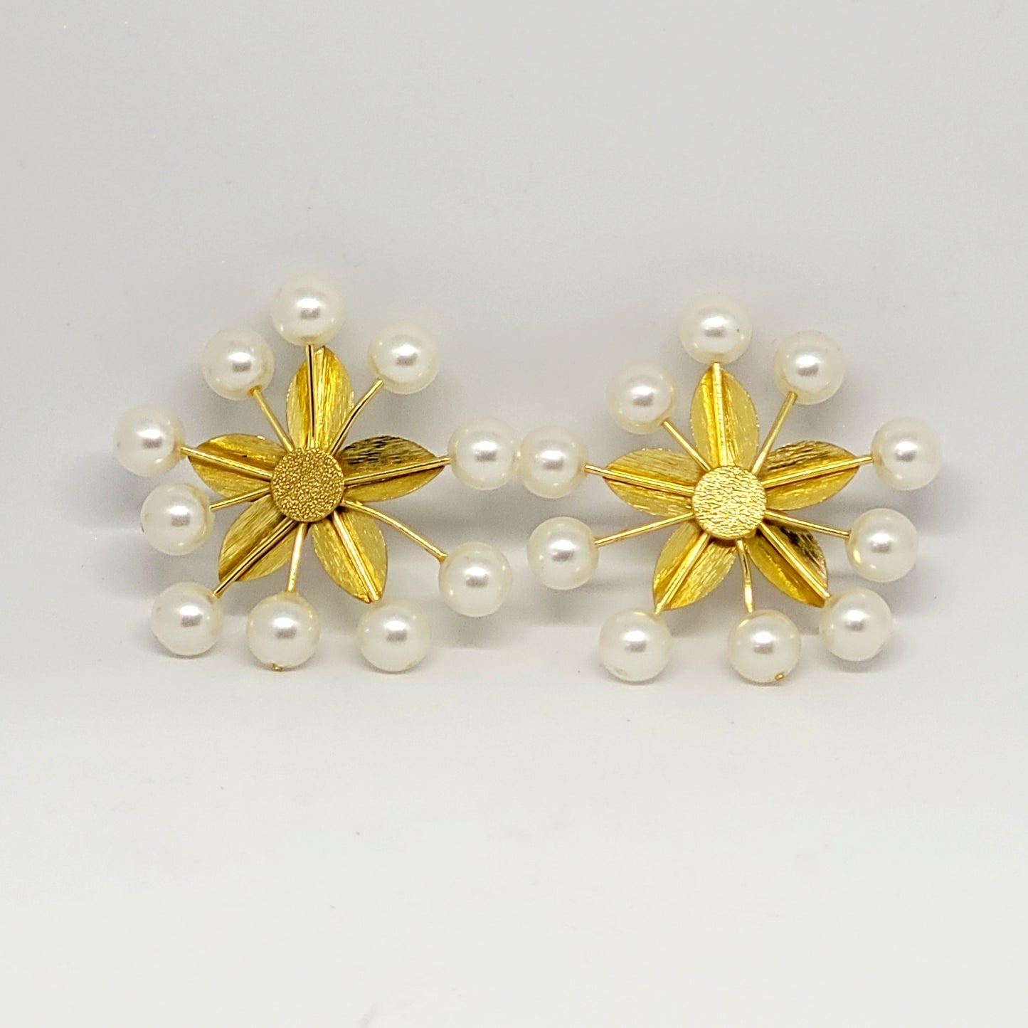 Glam Sunray Gold Earrings