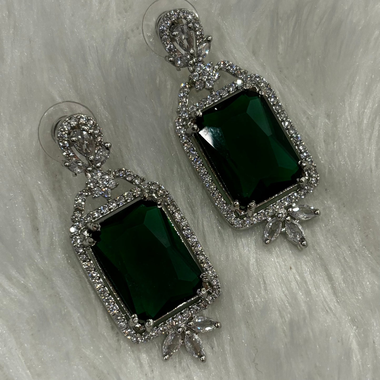 Green Mona lumina earrings