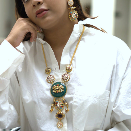 Aniq Necklace Set