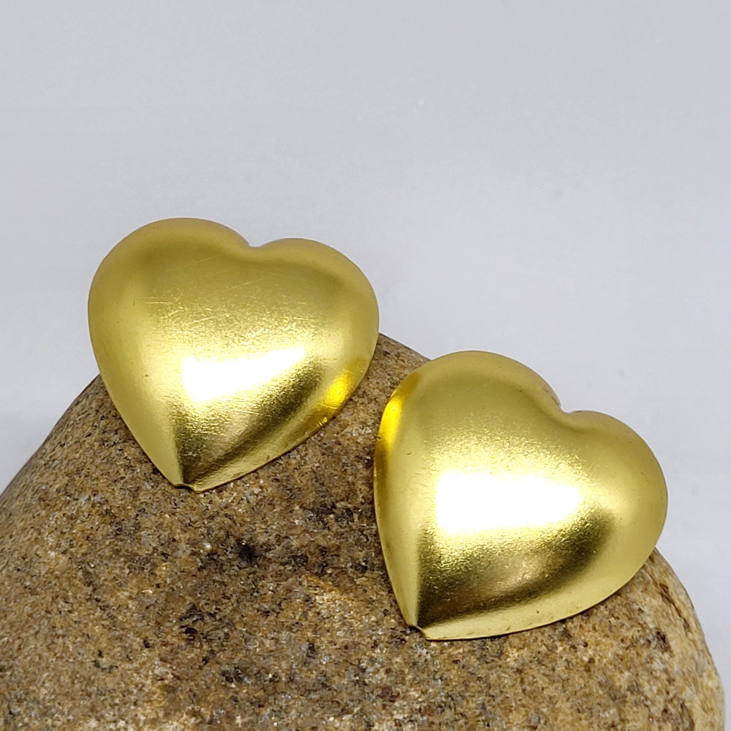 Glam HeartThrob Gold Earrings