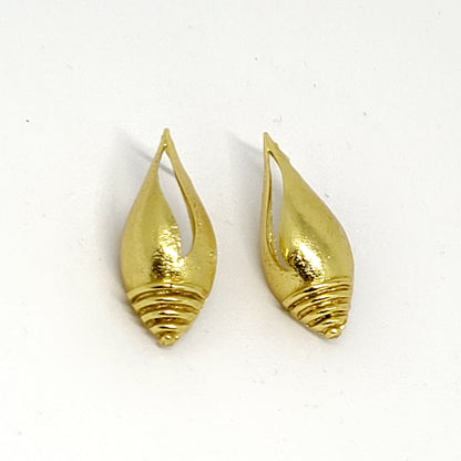 Glam SeaShell Gold Earrings