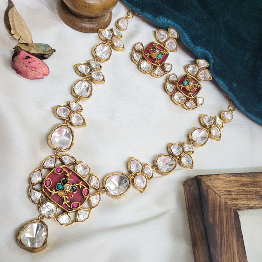 Tabaani Necklace Set