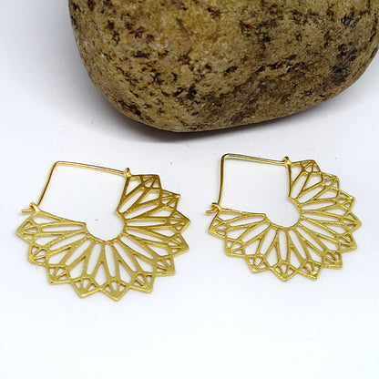 Glam Palm Gold Earrings