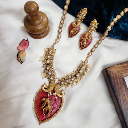 Yaguara Necklace Set