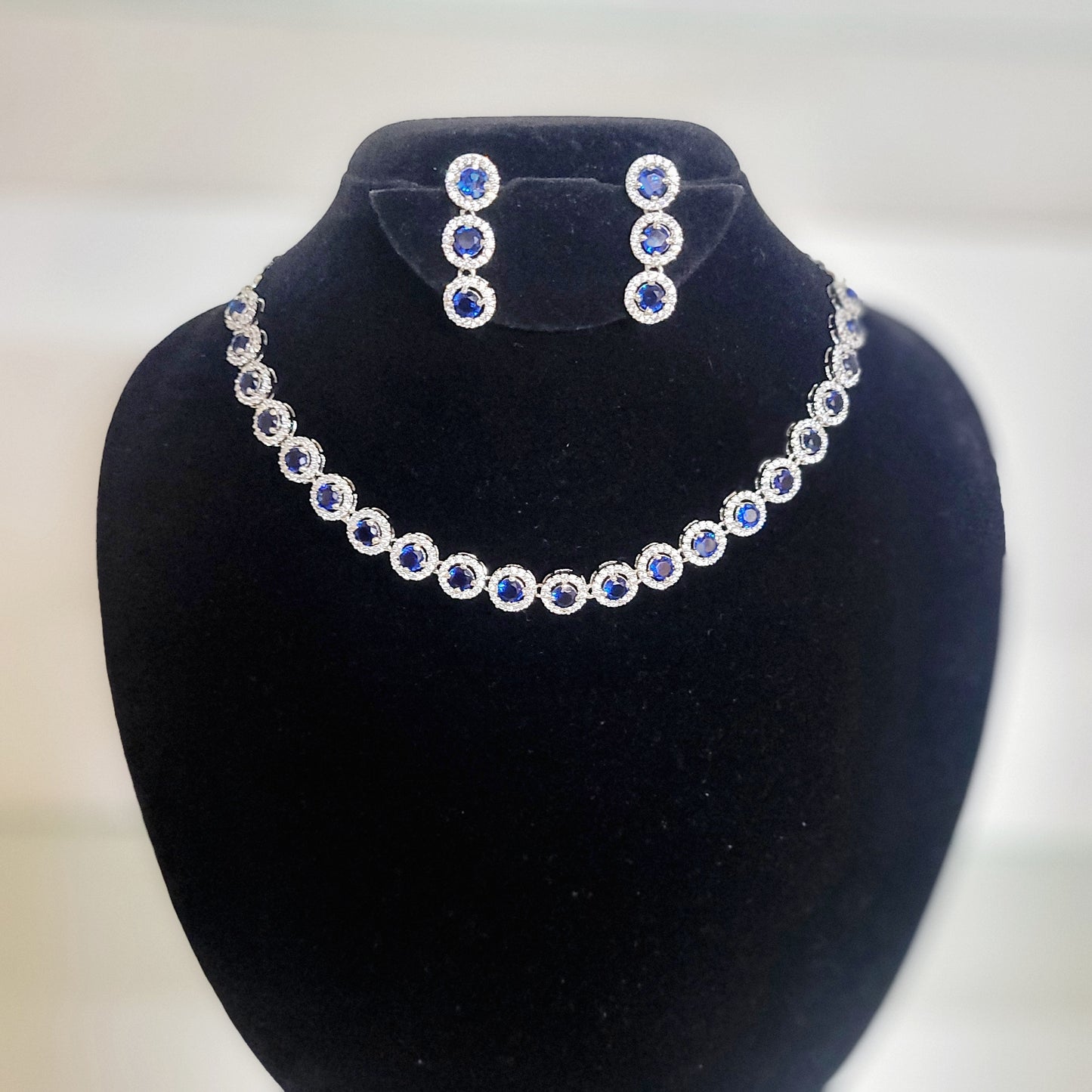 Blue Luna Choker set