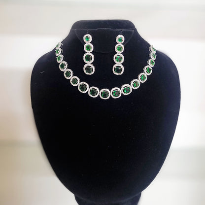 Emerald Amelia Choker set